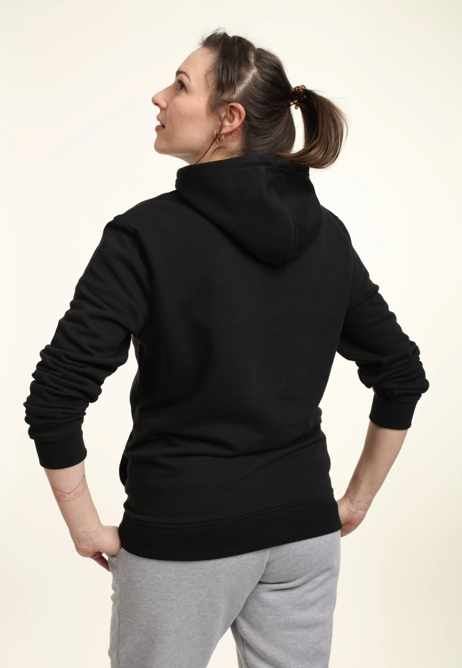 Disney Lilo & Stitch Cute DucksFelpa Con CappuccioBlack Donna Felpe H3A21J2XL-Q11 2 Disney Lilo & Stitch Cute DucksFelpa Con CappuccioBlack Donna Felpe H3A21J2XL-Q11 - immagine 2