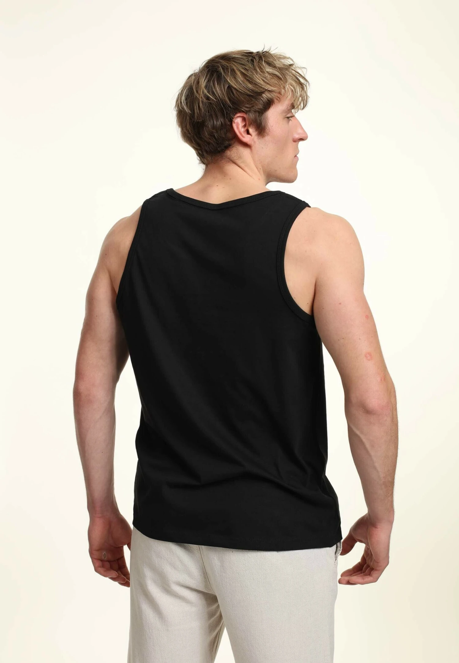 Disney Beauty The Beast Gaston Gym Meme- Top - Black 2 Disney Beauty The Beast Gaston Gym Meme- Top - Black - immagine 2